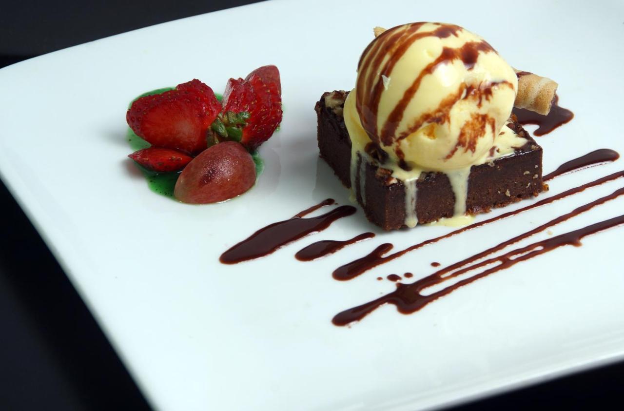 Royal Villas Resort Mazatlán Buitenkant foto A dessert